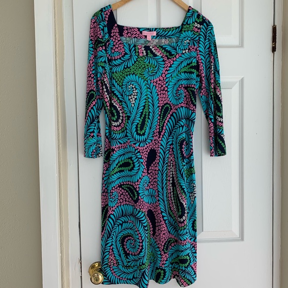 Lilly Pulitzer Dresses & Skirts - Lilly Pulitzer Newport Jersey Dress in Paisley